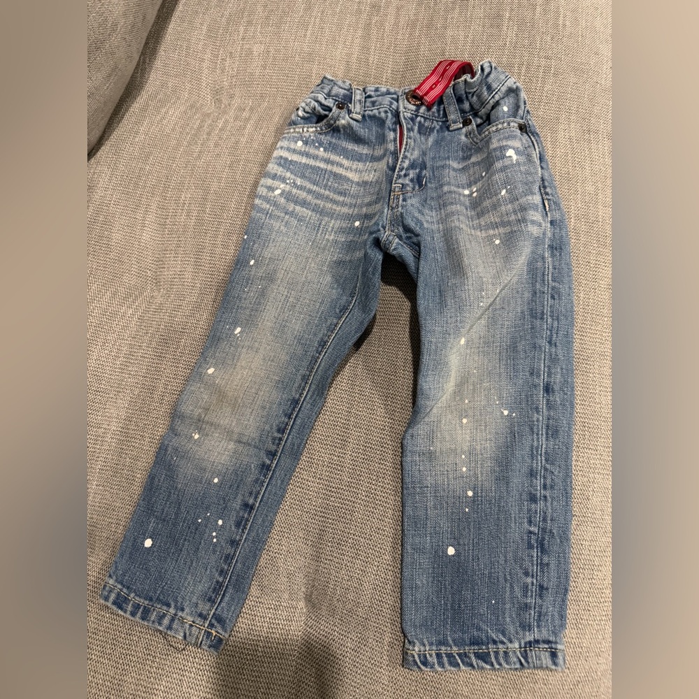 European Blue Distressed Jeans with Paint Splatter- size 3T (eu 100)